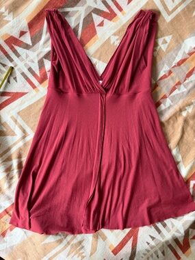 YUKA Red Draped V-Neck Tank Top Flowy Boho Size Small